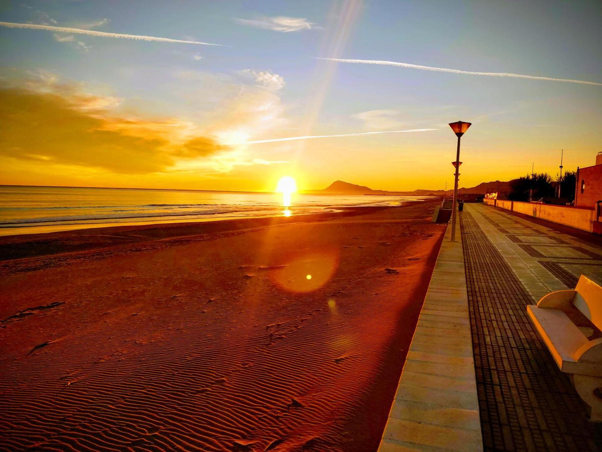 Hello Piles Beach Javier Luaran gambar